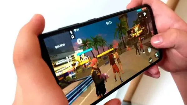 66% das contas banidas por hackers no Free Fire são reportadas por outros jogadores