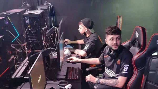 Notícia Free Fire: Final da NFA começa as 18 horas deste domingo (5), confira as fotos das equipes e seus uniformes