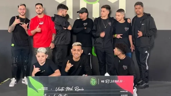 Notícia Free Fire: Free Fire: LOUD BAK quebra recorde de público em transmissão no Twitch