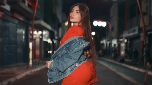 Los Grandes anuncia a saída da influenciadora Aline Farias