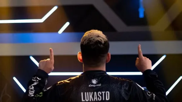 Notícia Free Fire: LukasTD desabafa e anuncia estar aberto à propostas