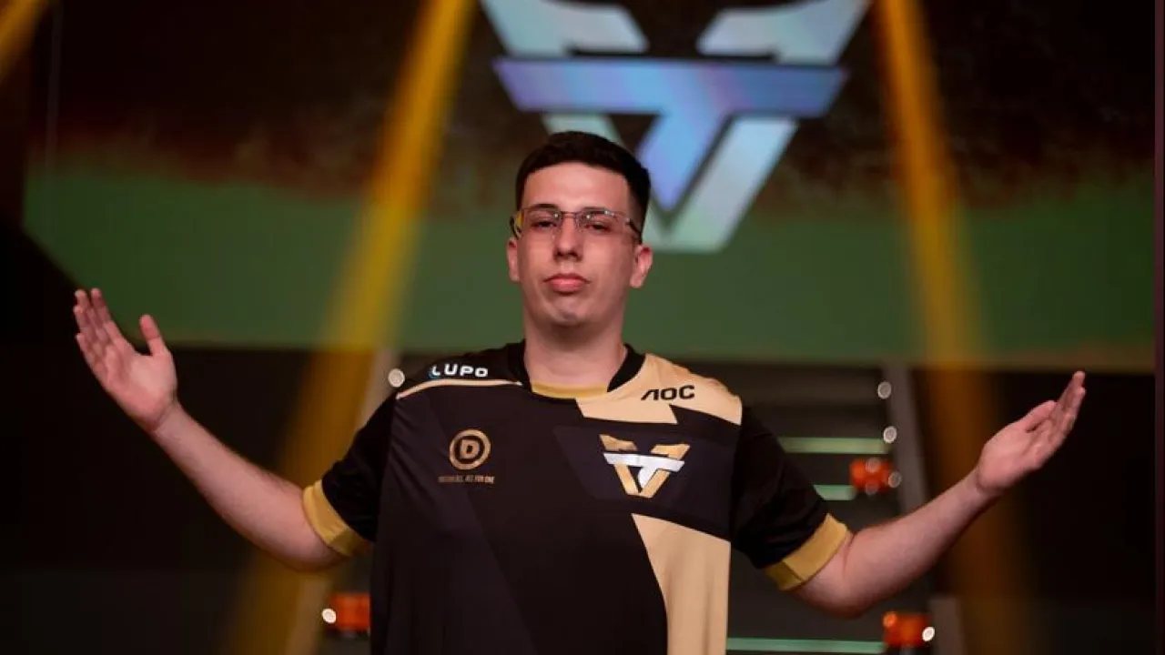 Bruno7: ID Free Fire, nome real, redes sociais, estatísticas e muito mais