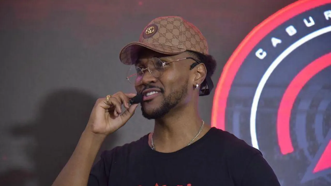 Caíque Brown é o novo narrador da Liga LBR