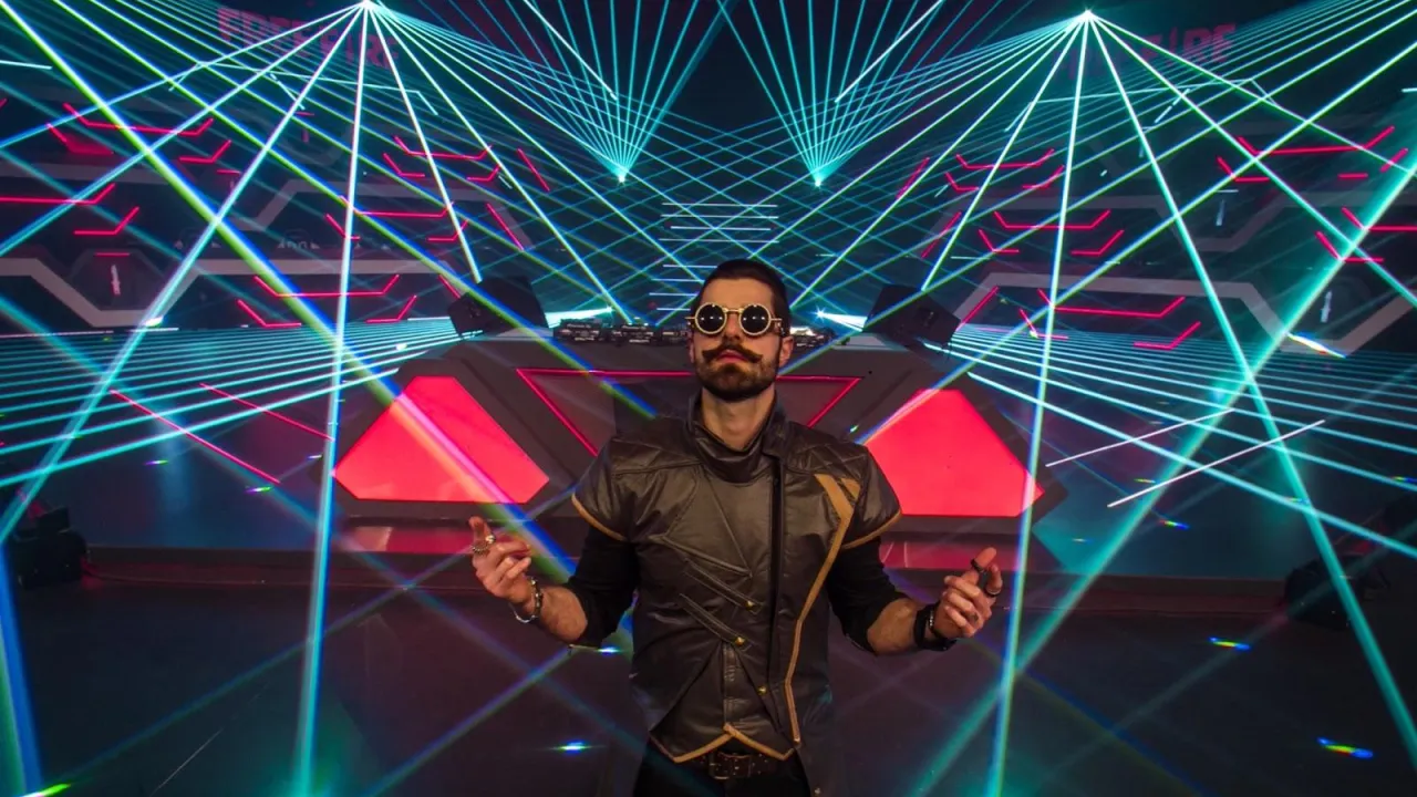 Campeonato do Alok retorna ao Free Fire em 2022 com Thurzin x BAK no Rock In Rio