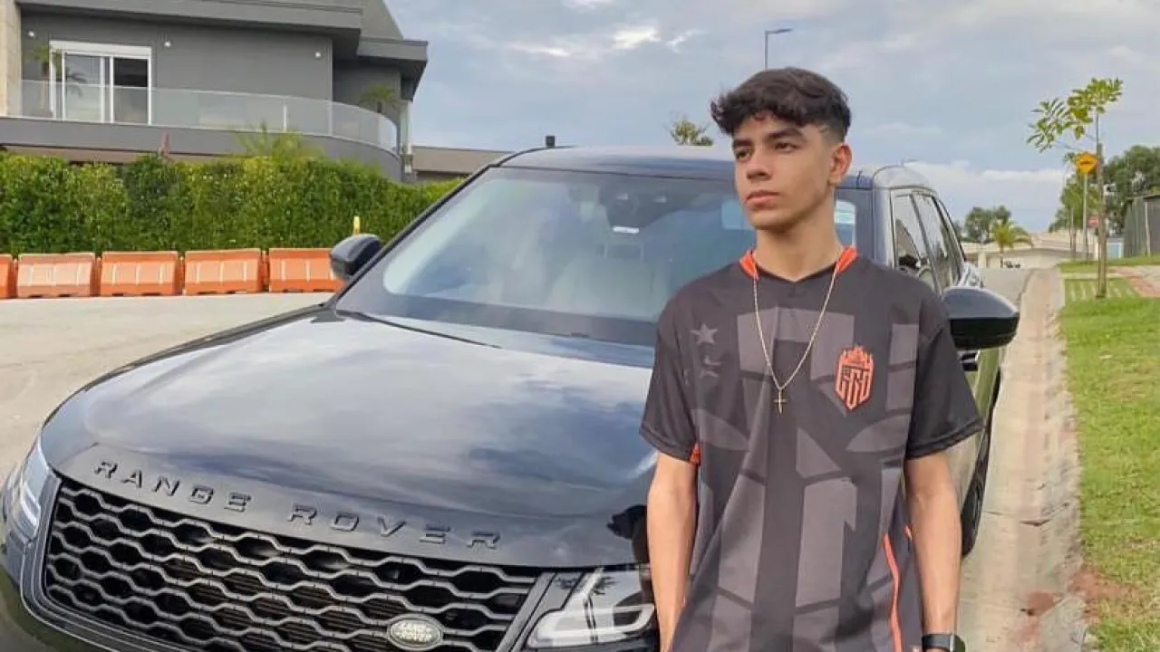 El Rafax: ID Free Fire, nome real, redes sociais, estatísticas e muito mais