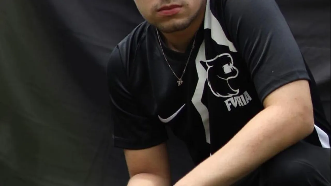 Field: ID Free Fire, nome real, redes sociais, estatísticas e muito mais