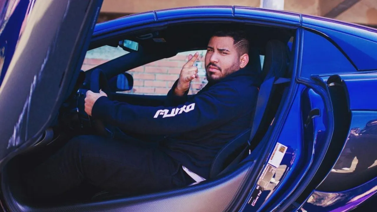 Fluxo anuncia saída de AVG; Técnico atuava na line-up emulador dos Crias