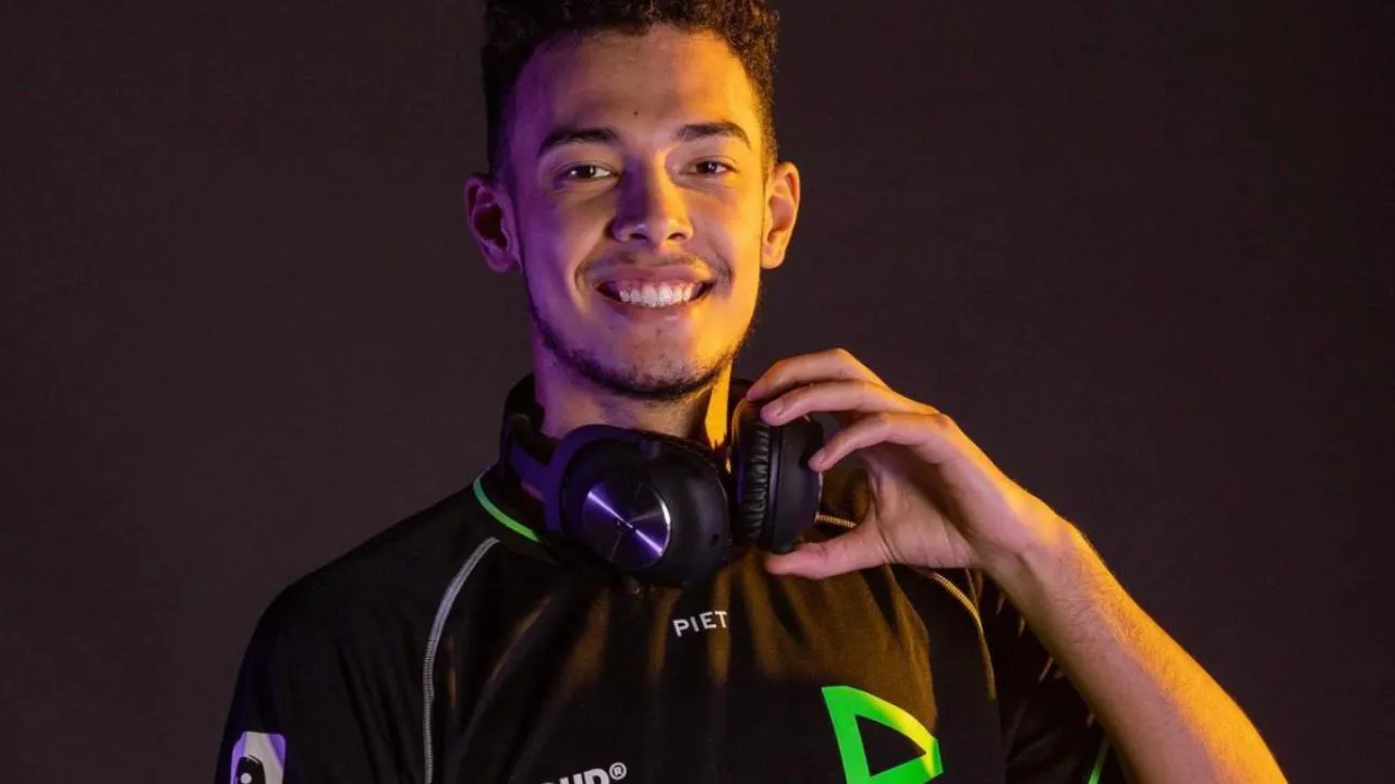 LOUD Vinizx fica de fora da escalação de jogadores da LOUD Free Fire para a LBFF