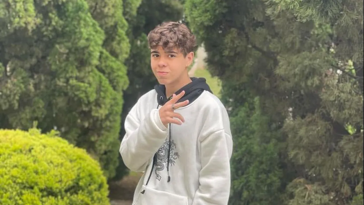 SCCP LEOZIN: ID Free Fire, nome real, redes sociais, estatísticas e muito mais