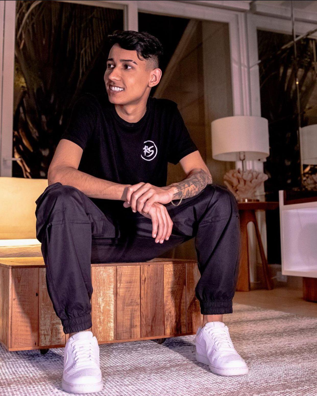 Bak jogador e CEO do Fluxo (Crias)
