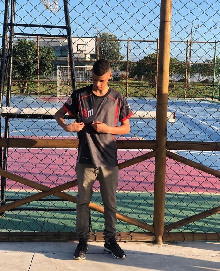 Ander é o novo jogador da M2 Gaming