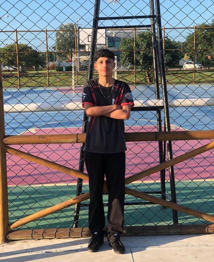 Sixx é o novo jogador da M2 Gaming