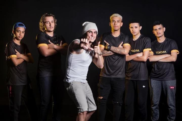 AKZ chega na Red Canids após passagem pela Tropa