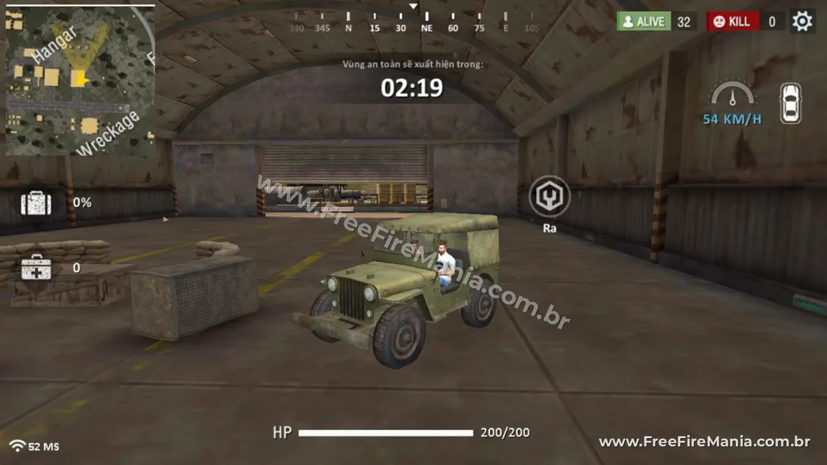 Veículo em uma das primeiras versões do Free Fire