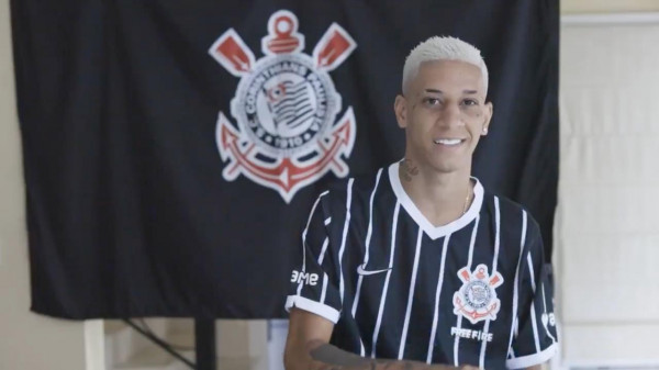 Corinthians FF anuncia VgzinnN para a LBFF 2021, veja como fica o time completo do timão